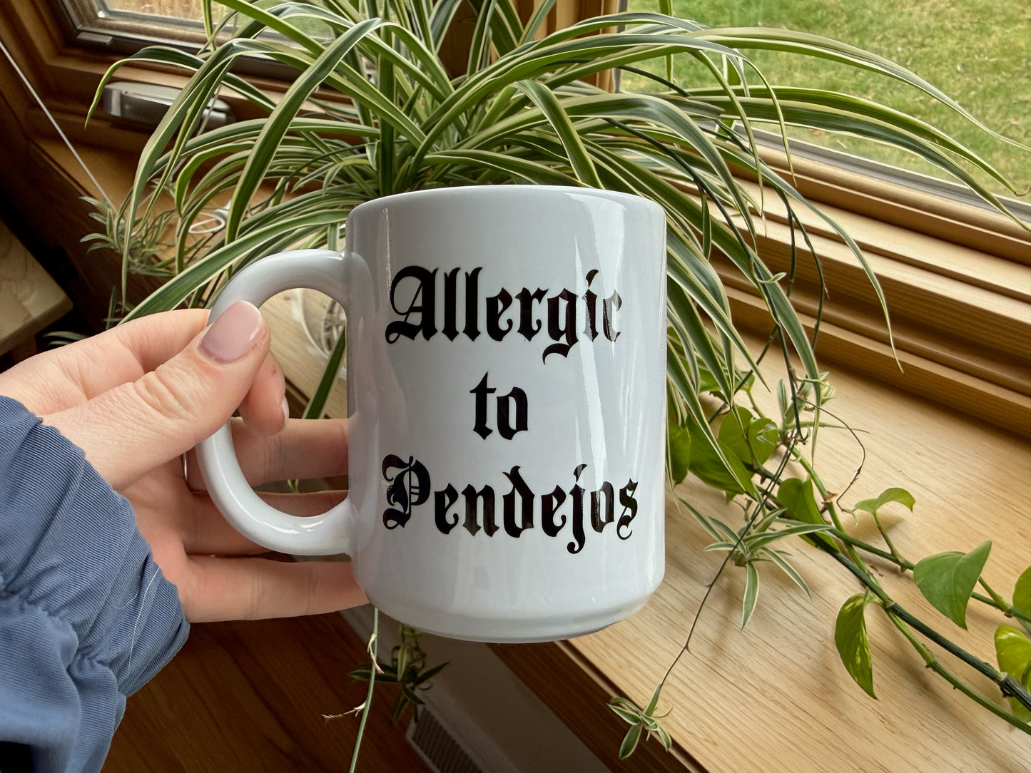 Allergic to Pendejos mug, 12oz